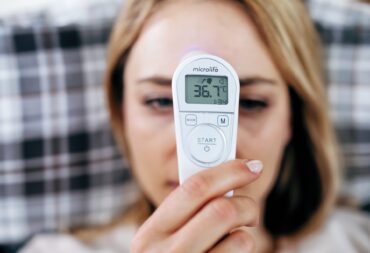 InUse_NC200_woman-self-measurement